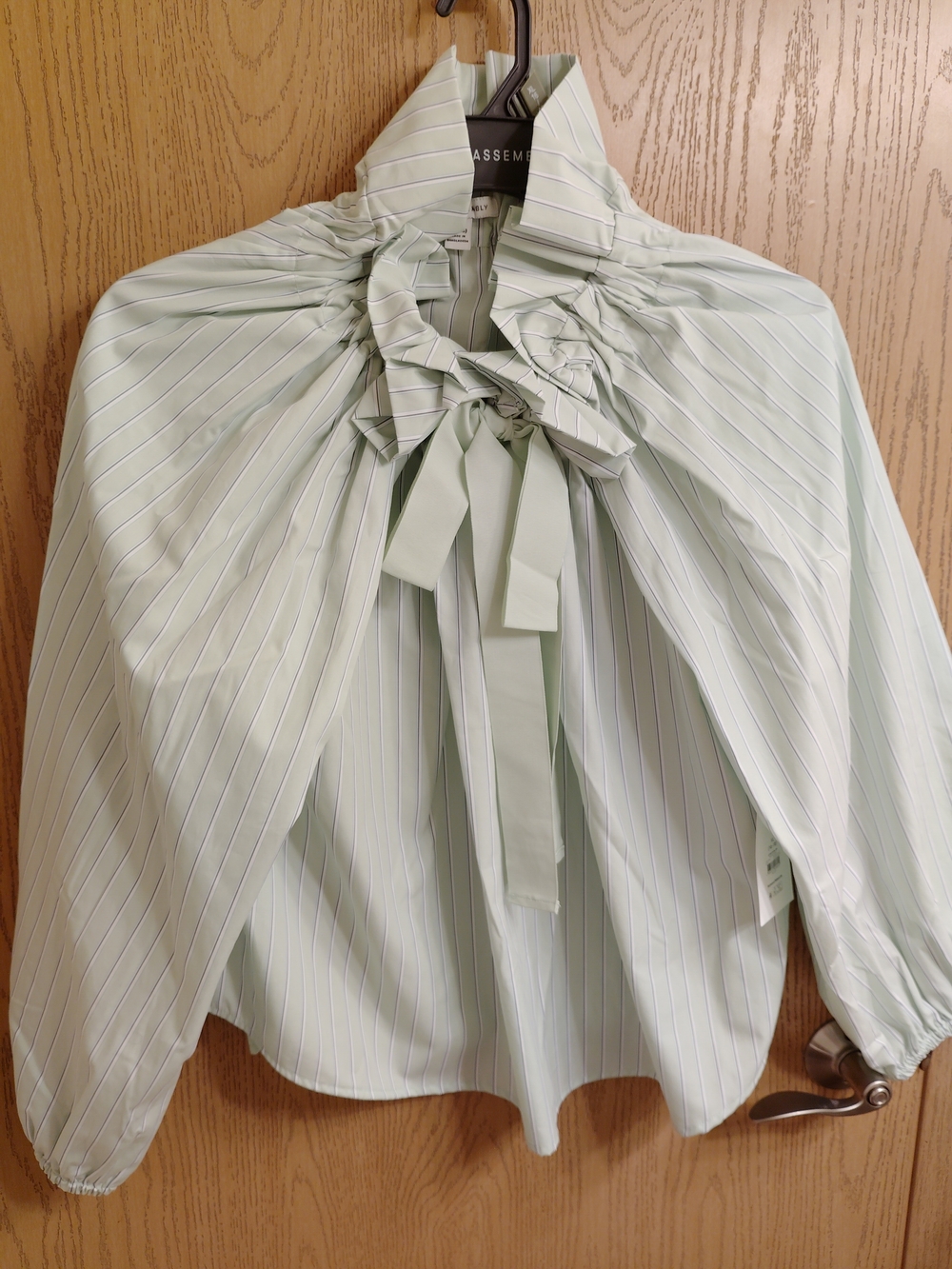 Tie-Neck Striped Blouse in Pale Mint